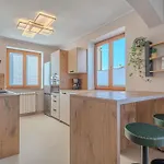 Apartma Spacious Double D - Happy *