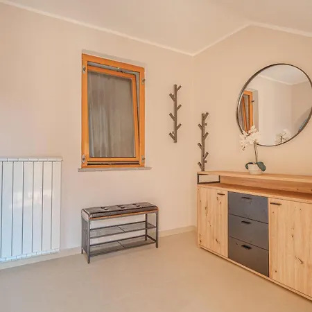 Seaview Double D - Happy