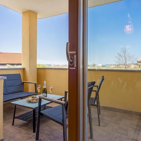 Double D Modern Family Apartment Near Koper - Happy Rentals Koper