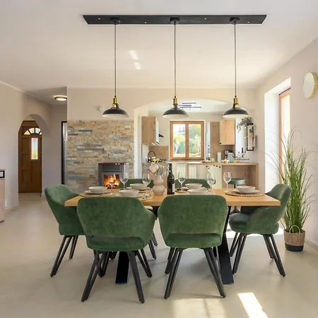 Double D Modern Family Apartment Near Koper - Happy Rentals Koper