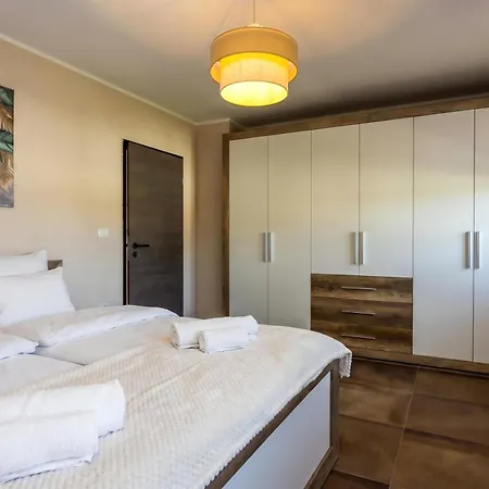 Double D Modern Family Apartment Near Koper - Happy Rentals * Koper