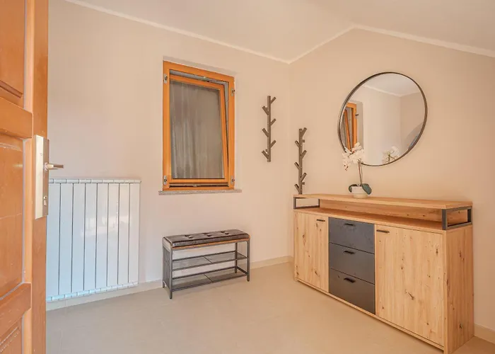 Seaview Double D - Happy